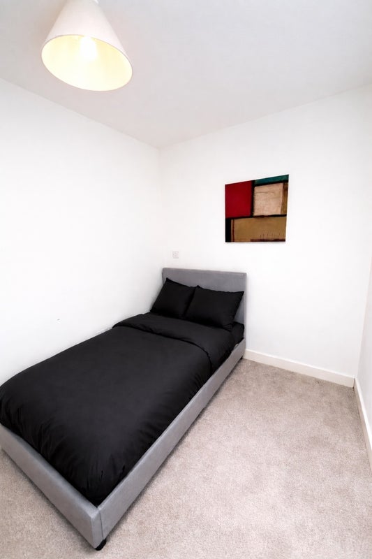 Room Essex Street in Birmingham