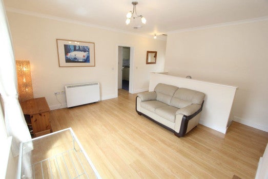 Flat Shepherds Bush Street in Stafford