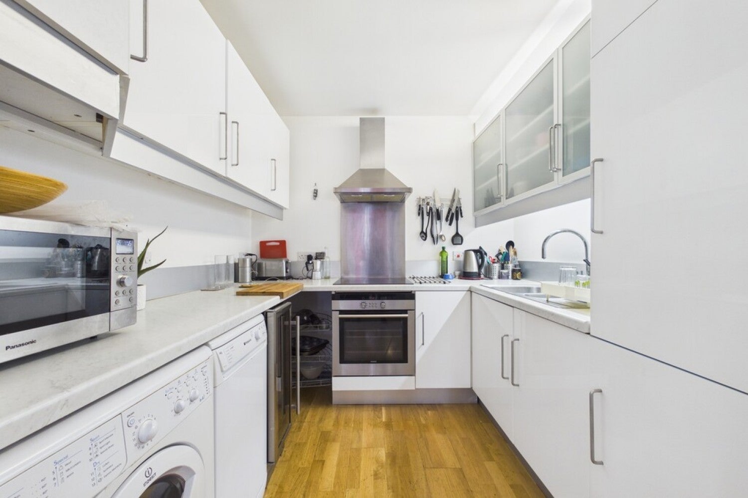 Flat Clifton Road | Clifton Gardens in Folkestone and Hythe District