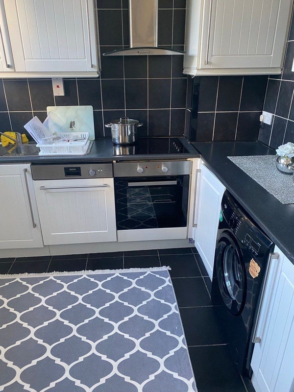 Room Albert Road in Greater London