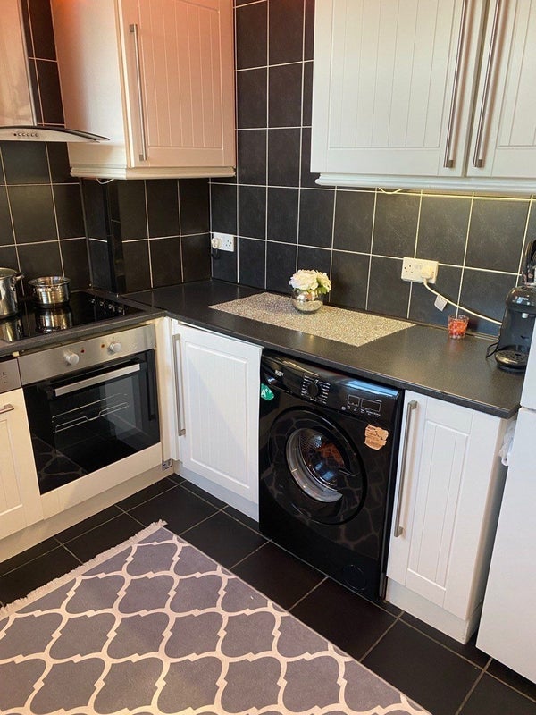Room Albert Road in Greater London