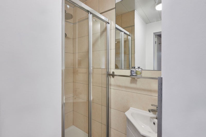 Room Marton Avenue in Middlesbrough