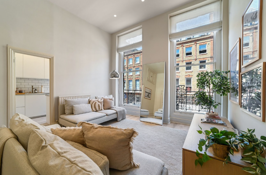 Flat Nottingham Place in City of Westminster