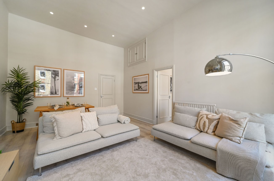 Flat Nottingham Place in City of Westminster