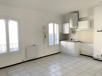 Appartement Rue Maréchal Joffre à Salon-de-Provence