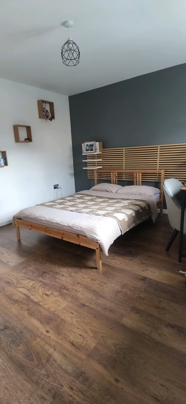 Room Toynbee Road in Bristol