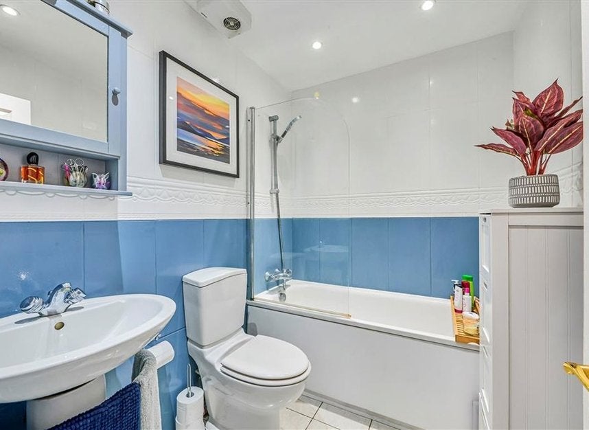 Flat Great Dover Street in Greater London