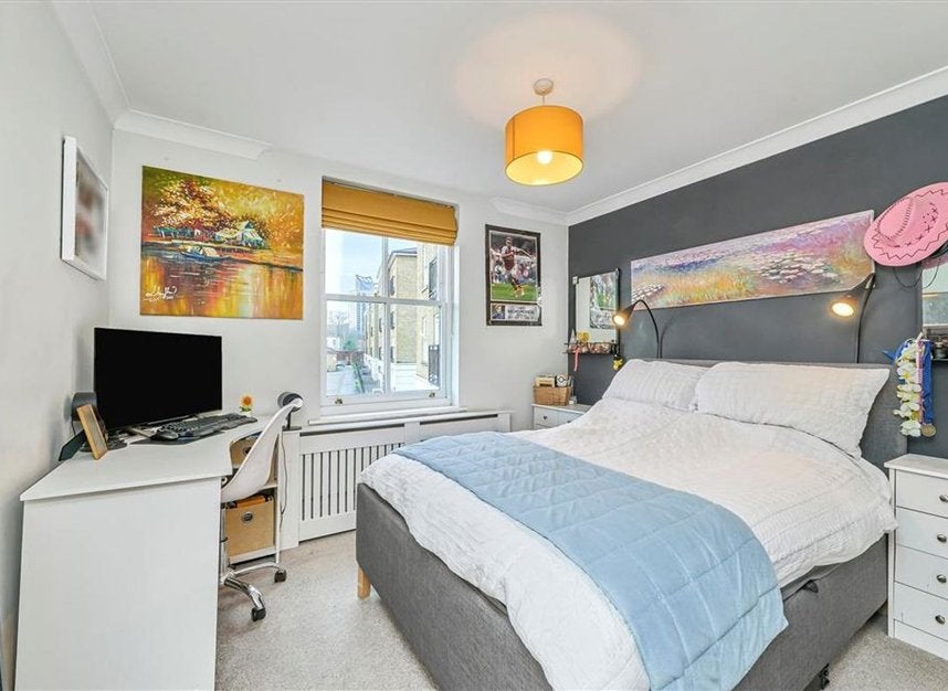 Flat Great Dover Street in Greater London