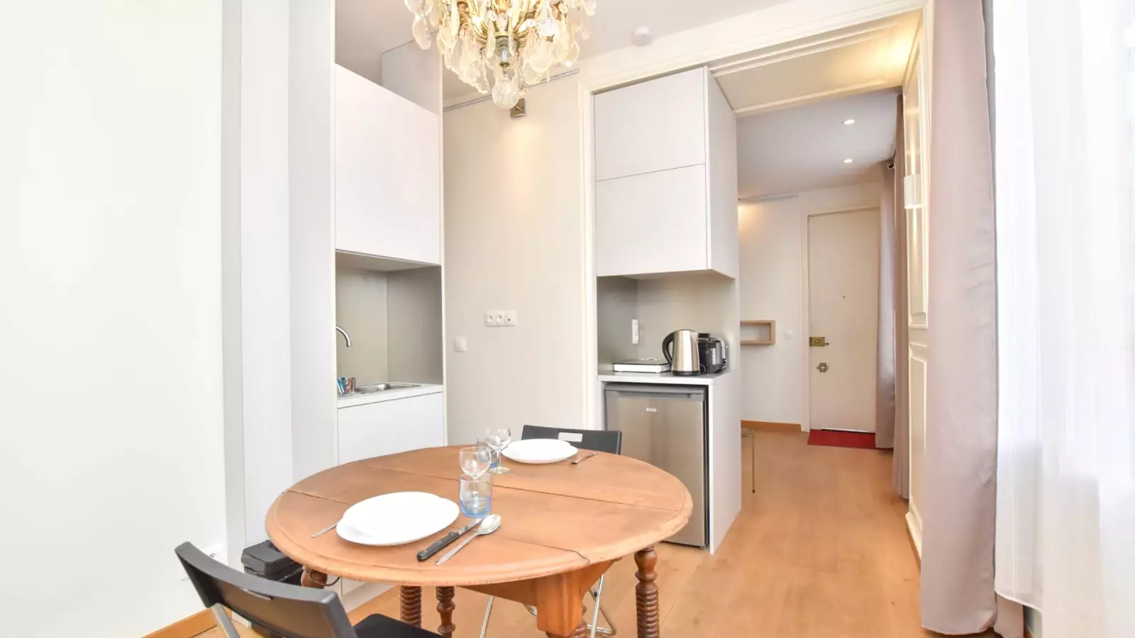 Appartement Rue de Marignan à Paris