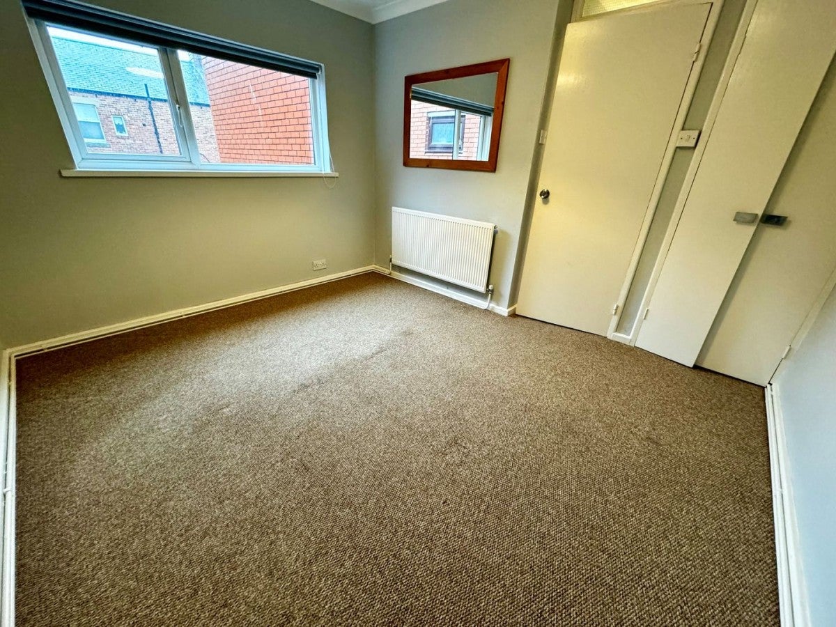 Flat Ashbrooke Road in Sunderland