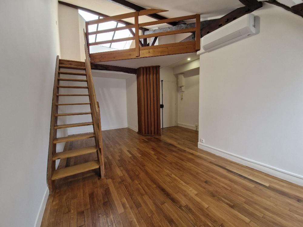 Appartement Rue de Châteaudun à Paris