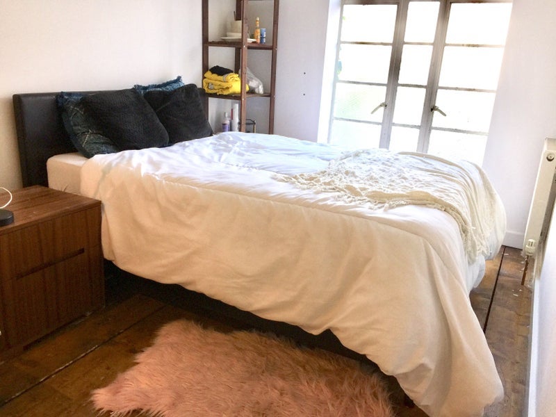 Room Tollington Way in Greater London