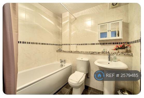 Flat Lochrin Place in City of Edinburgh