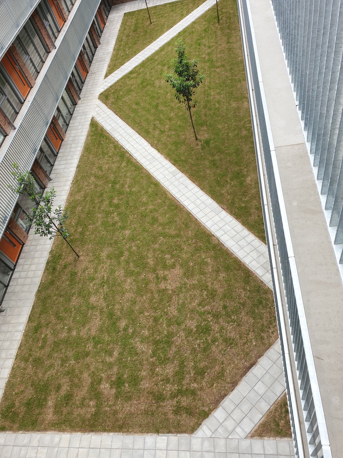Appartement aan de Ambachtsmark in Almere (1355 EA)