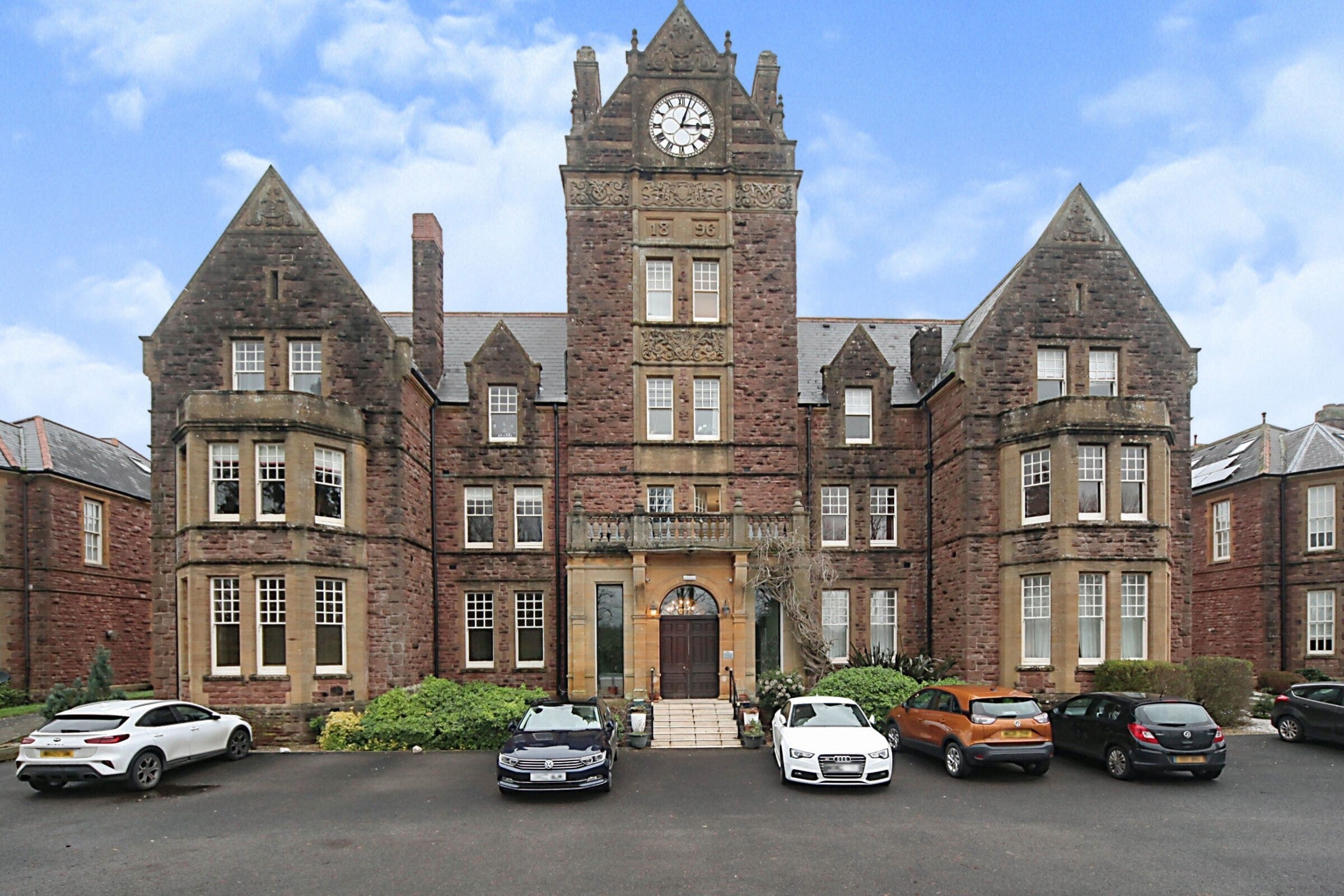 Flat Graham Way in Taunton