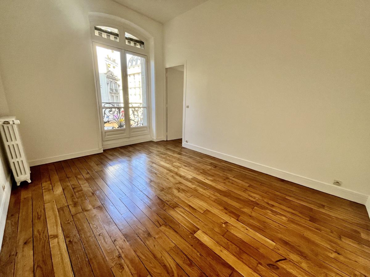 Appartement Rue Traversière à Paris