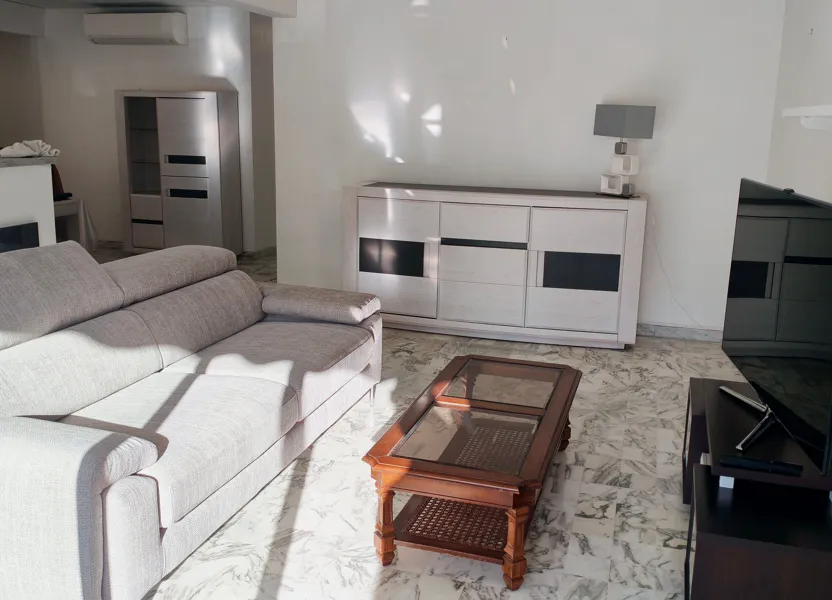 Appartement Avenue des Mimosas à Cagnes-sur-Mer