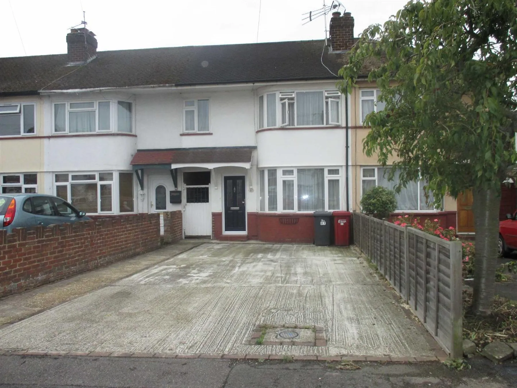 House Stanhope Road in Slough