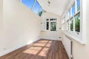 Flat Grosvenor Road in Greater London