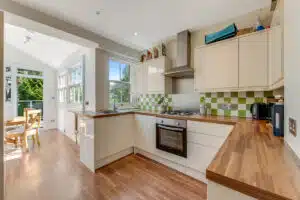 Flat Grosvenor Road in Greater London