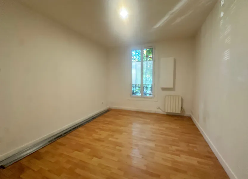 Flat Boulevard Paul Vaillant Couturier in Drancy