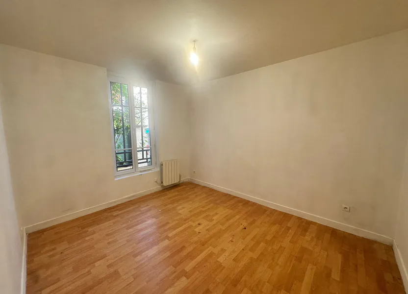 Flat Boulevard Paul Vaillant Couturier in Drancy
