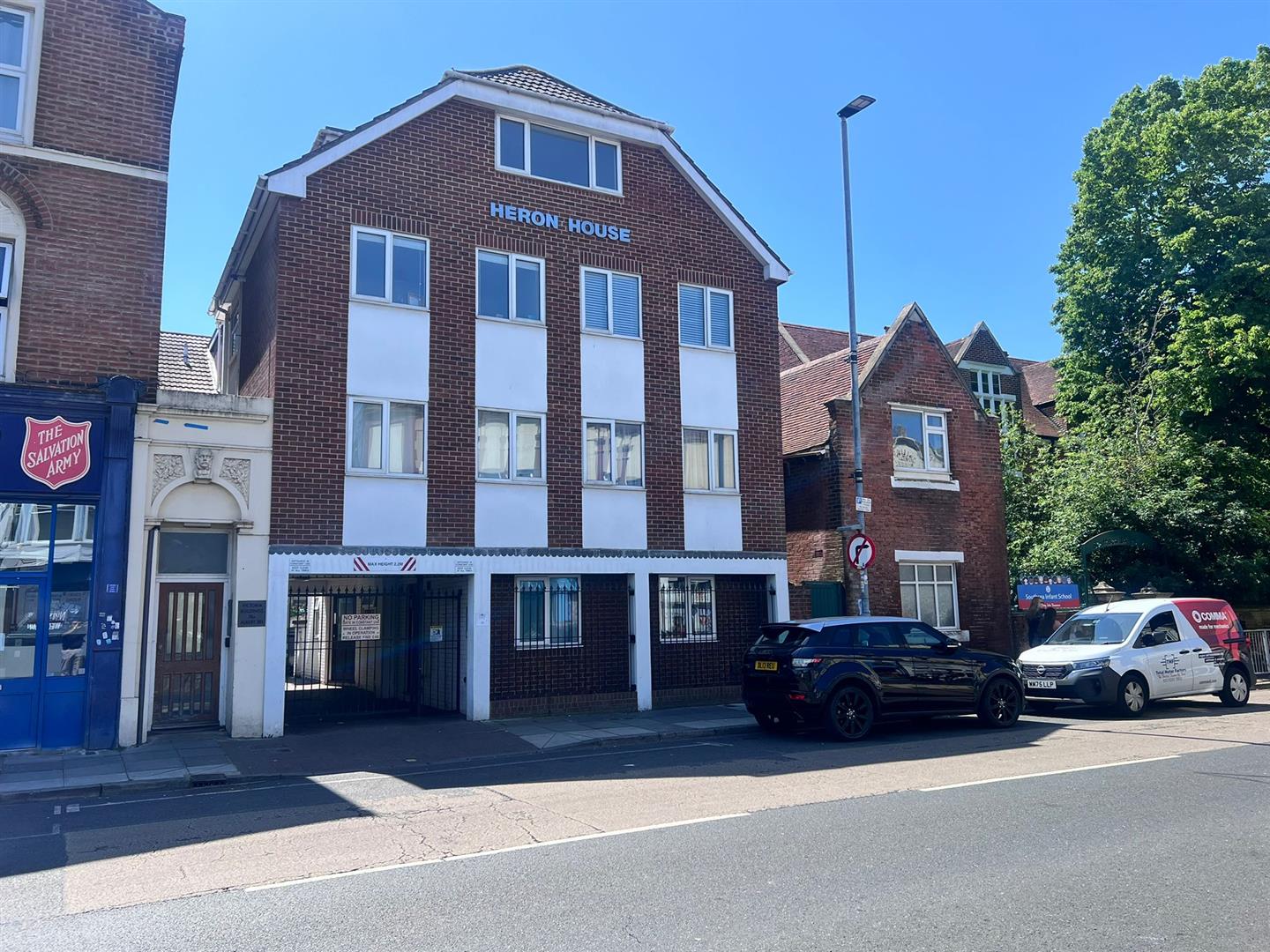 Flat Albert Road in Portsmouth