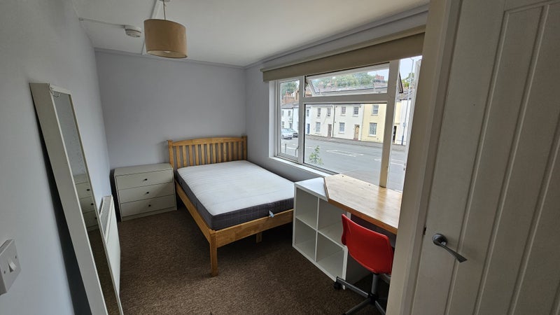 Flat Binswood Street in Royal Leamington Spa