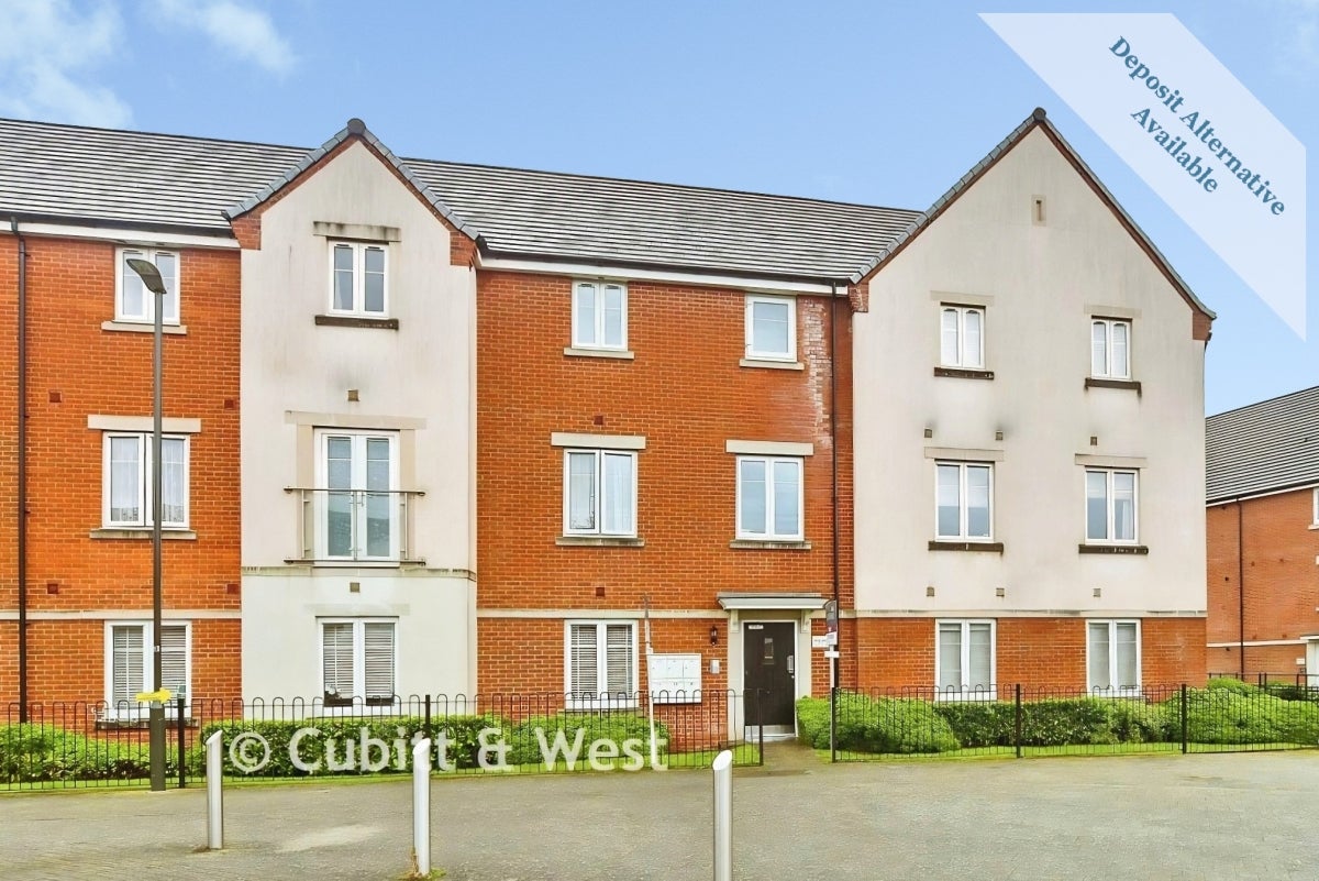 Flat Lewis Road in Greater London