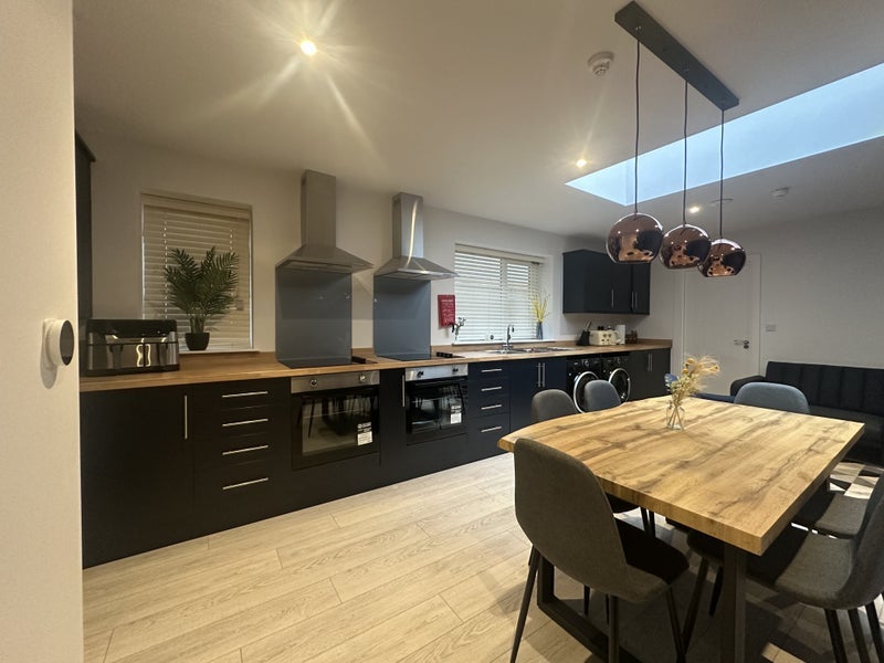 Room Lodge Road in Redditch