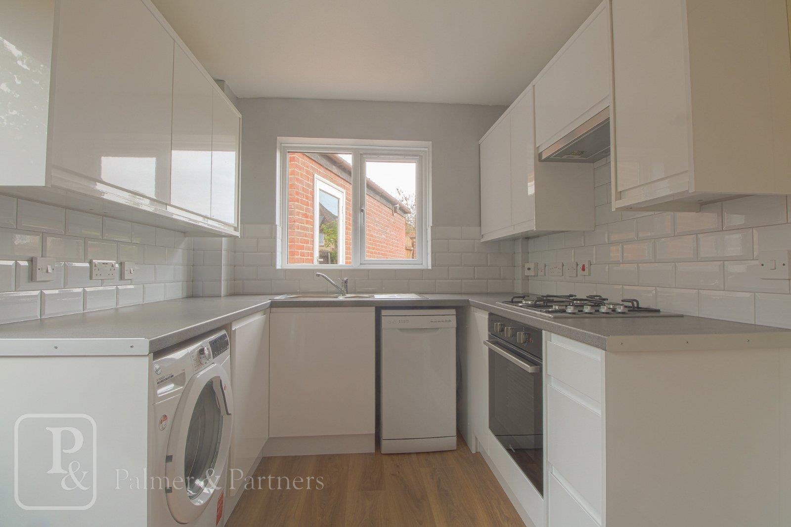 House Peppercorn Close in Colchester