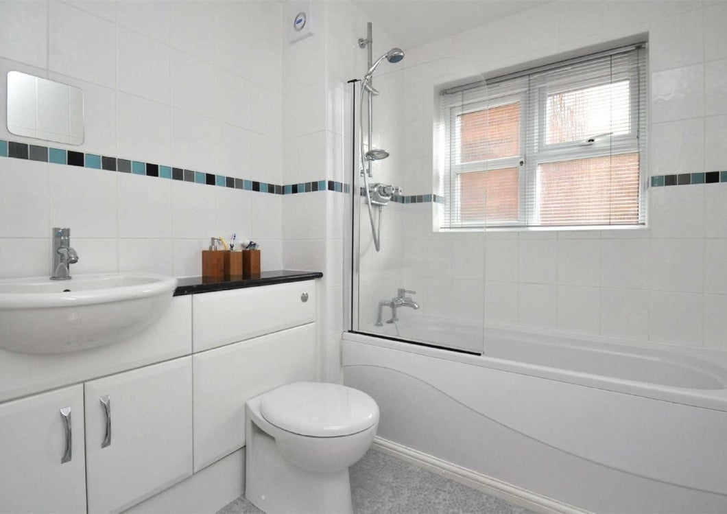 Flat Cygnet Court in South Staffordshire