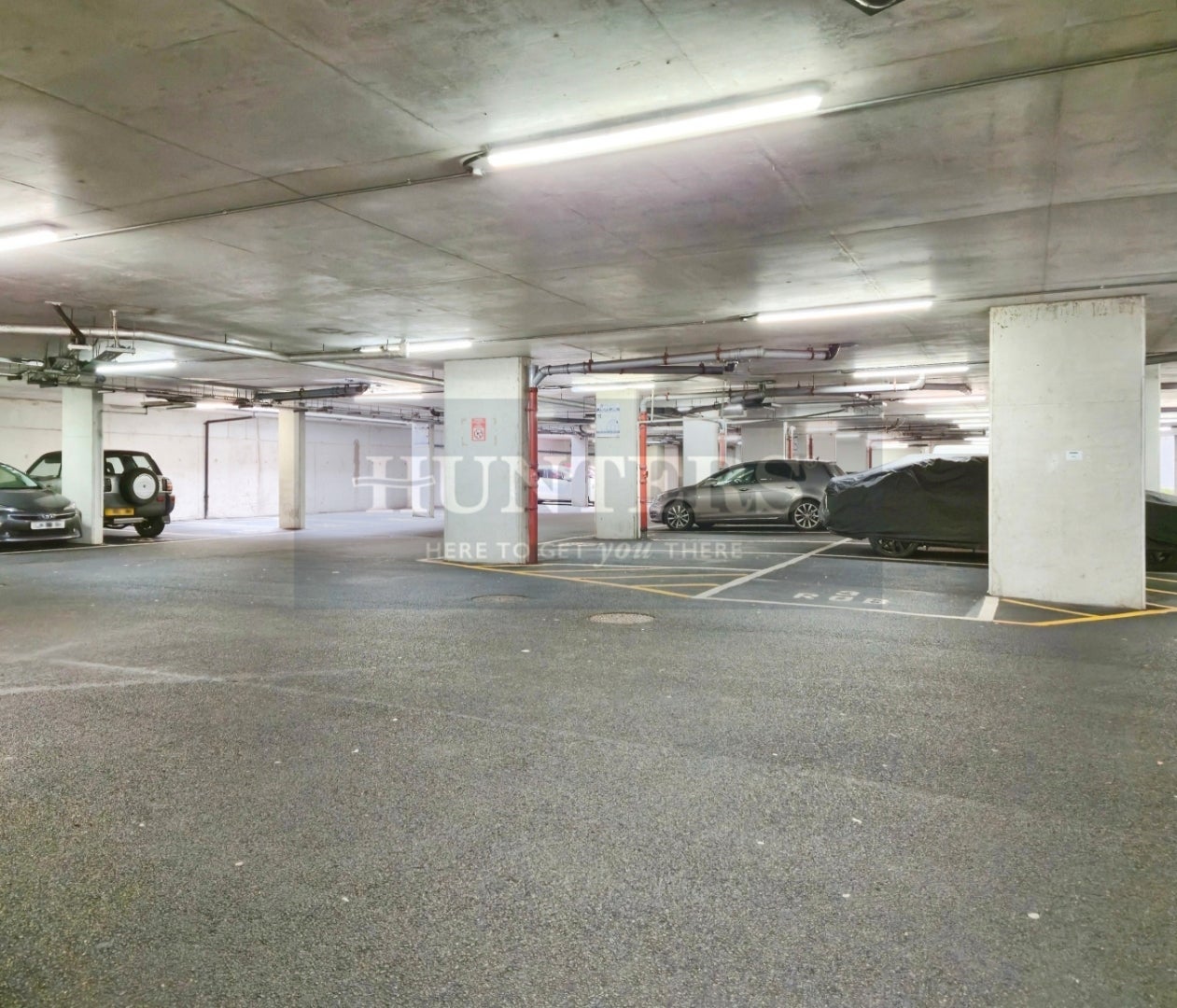 Flat Magdalene Gardens in Greater London