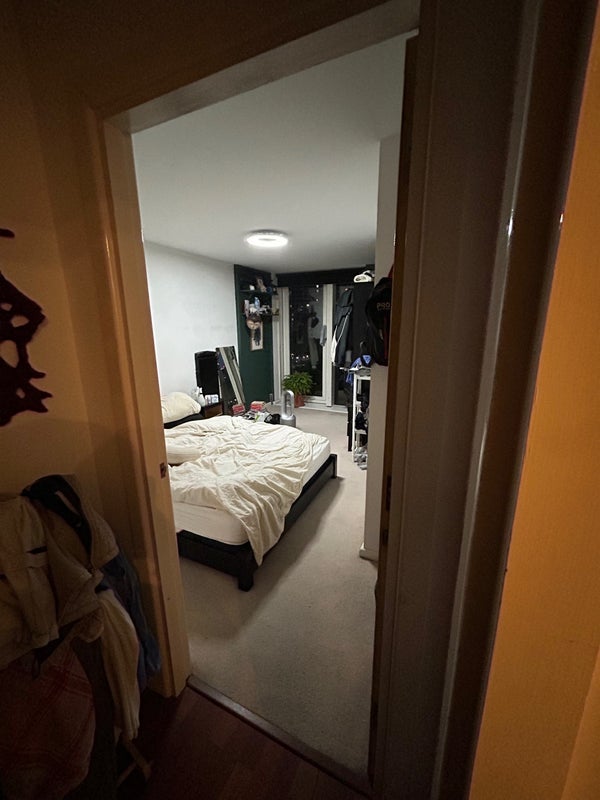 Flat Millharbour in Greater London