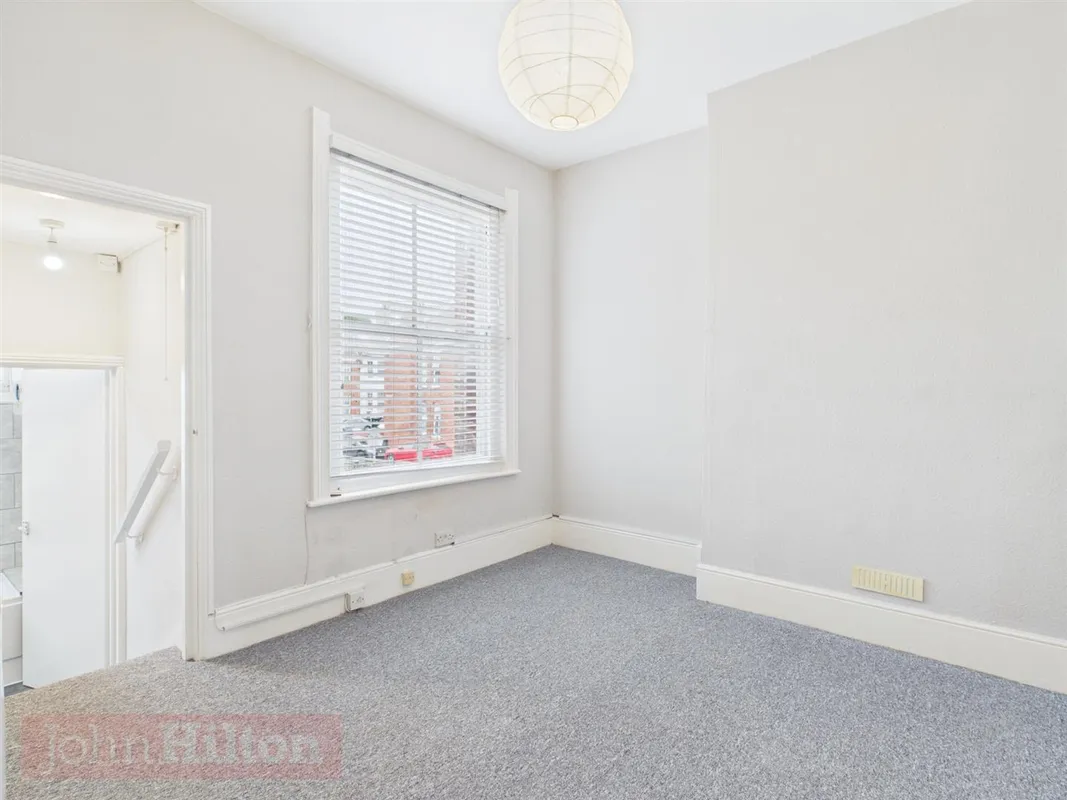 Flat Granville Road in Hove