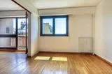 Flat Avenue Parmentier in Paris