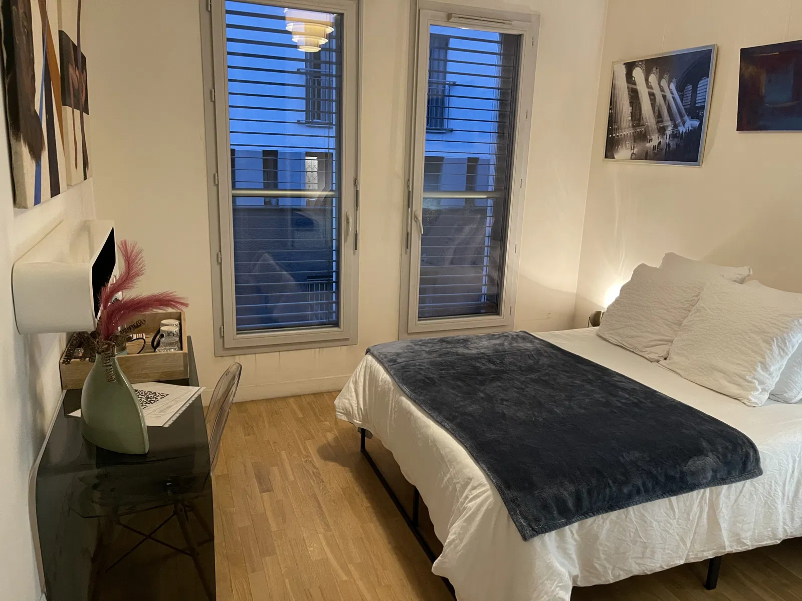 Chambre Rue Myrha à Paris