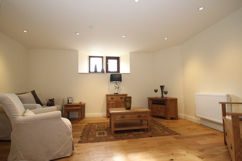 Flat Gloucester Road in Ross-on-Wye