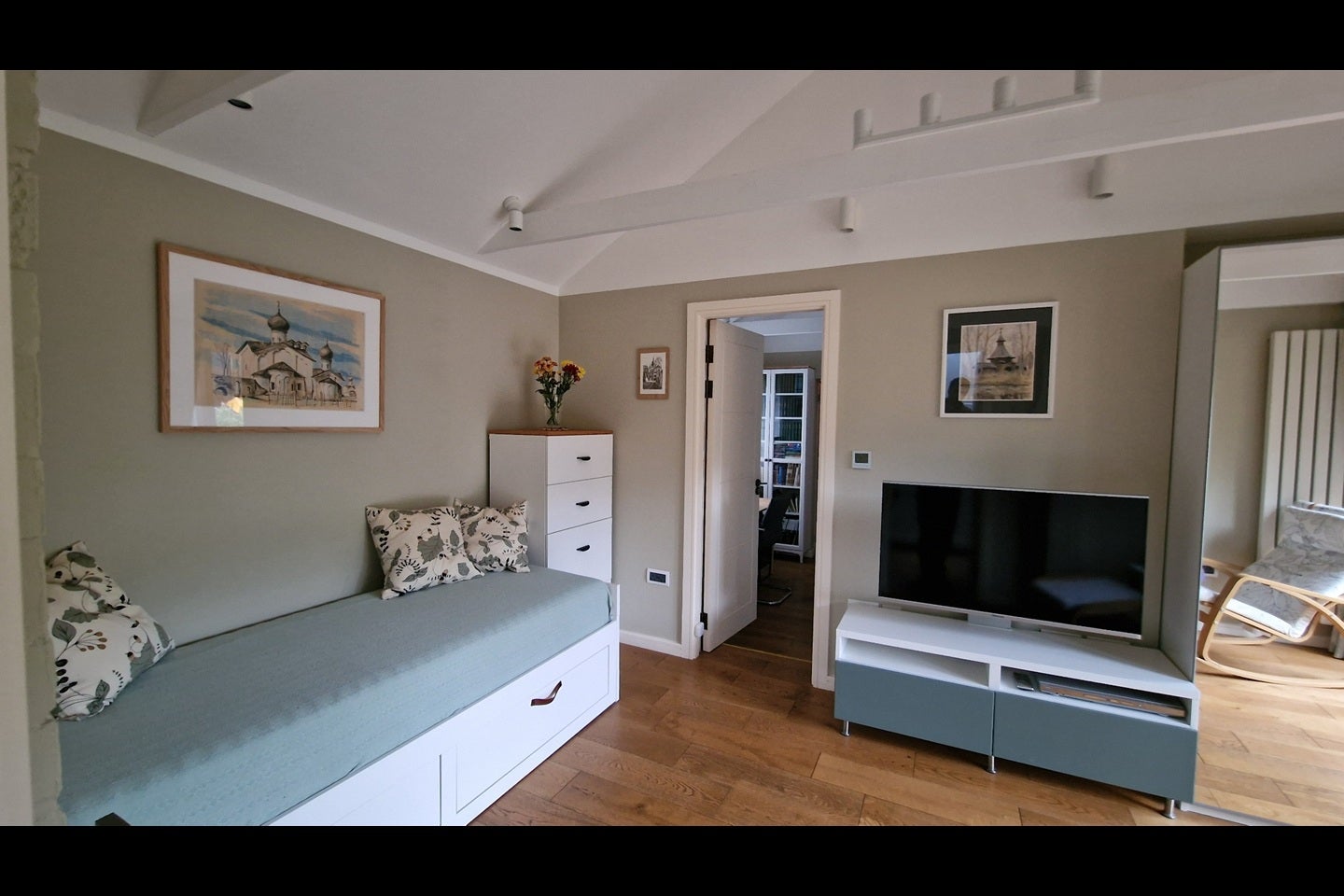 Flat London Road in Dacorum