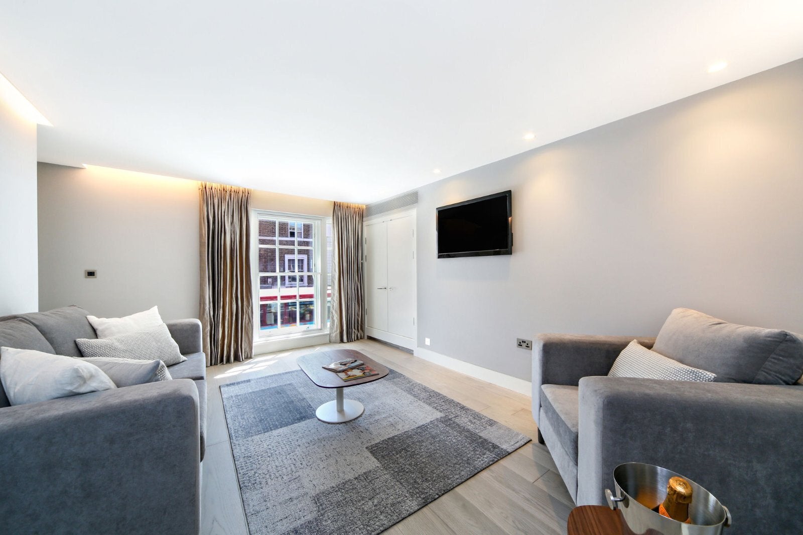 Flat King's Road in Greater London