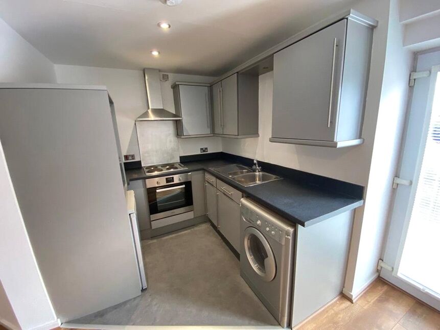 Flat Osborne Avenue in Newcastle upon Tyne