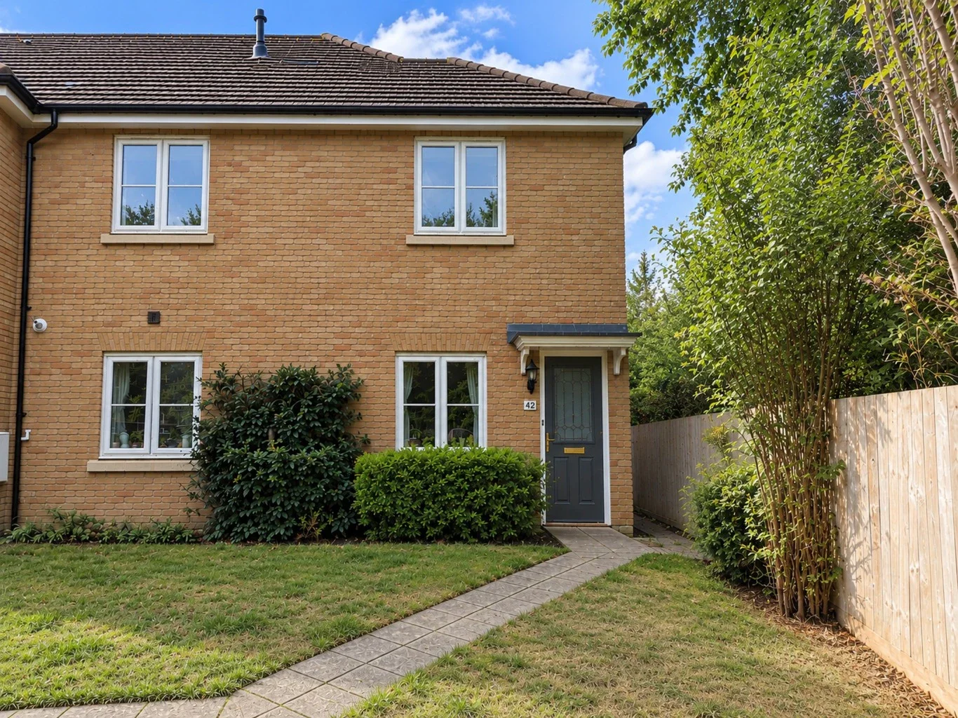 Flat Leas Close in Huntingdonshire