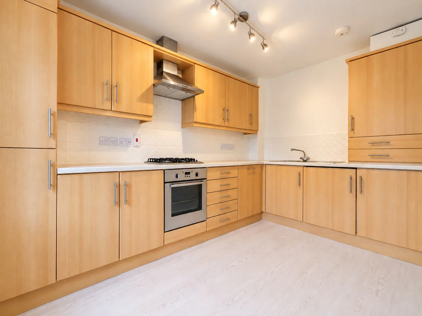 Flat Leas Close in Huntingdonshire