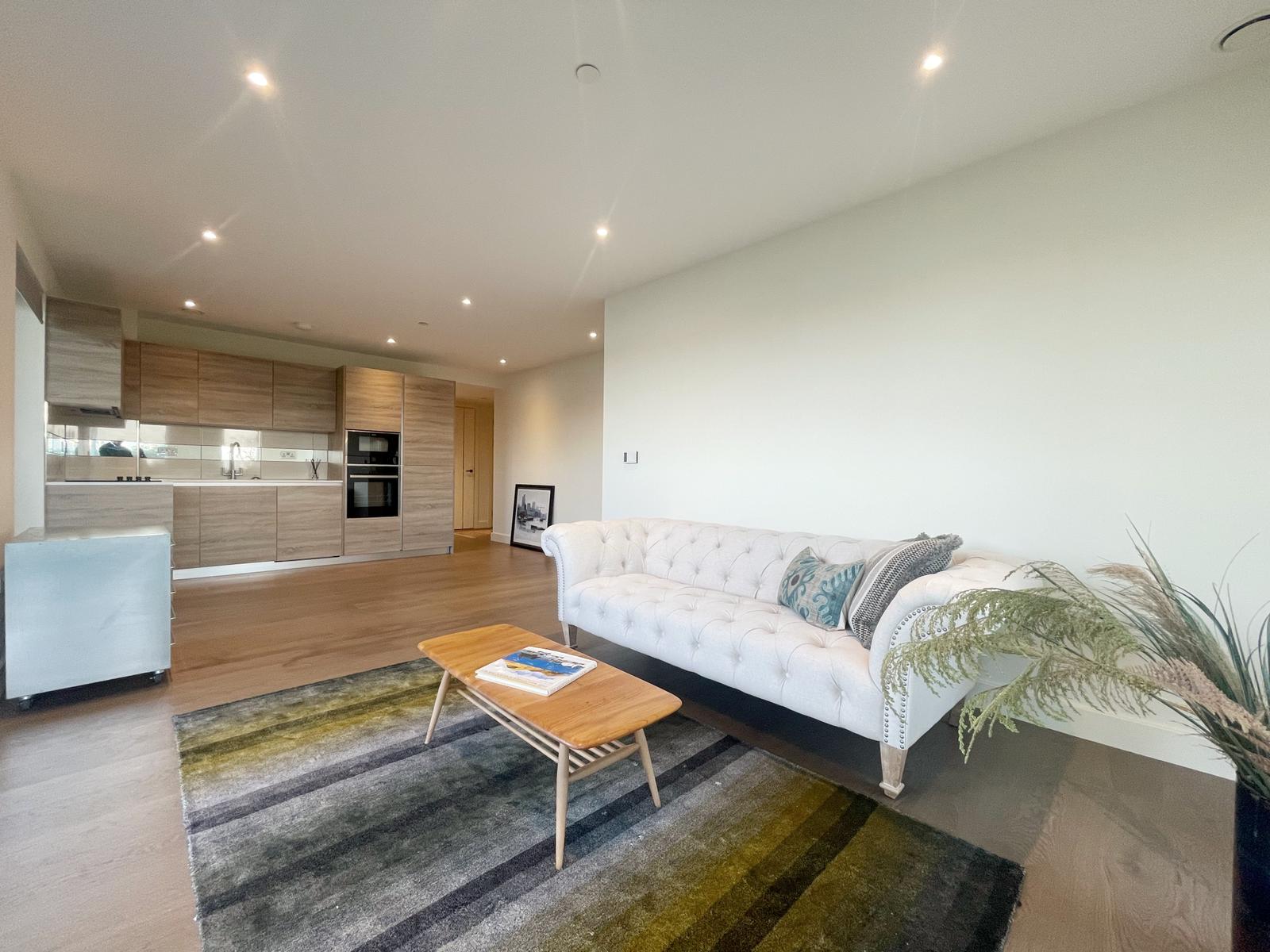 Flat Duke of Wellington Avenue in Greater London