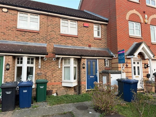House Magnolia Gardens in Greater London