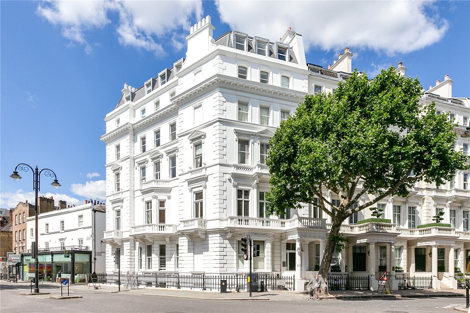 Flat Queen's Gate in Greater London
