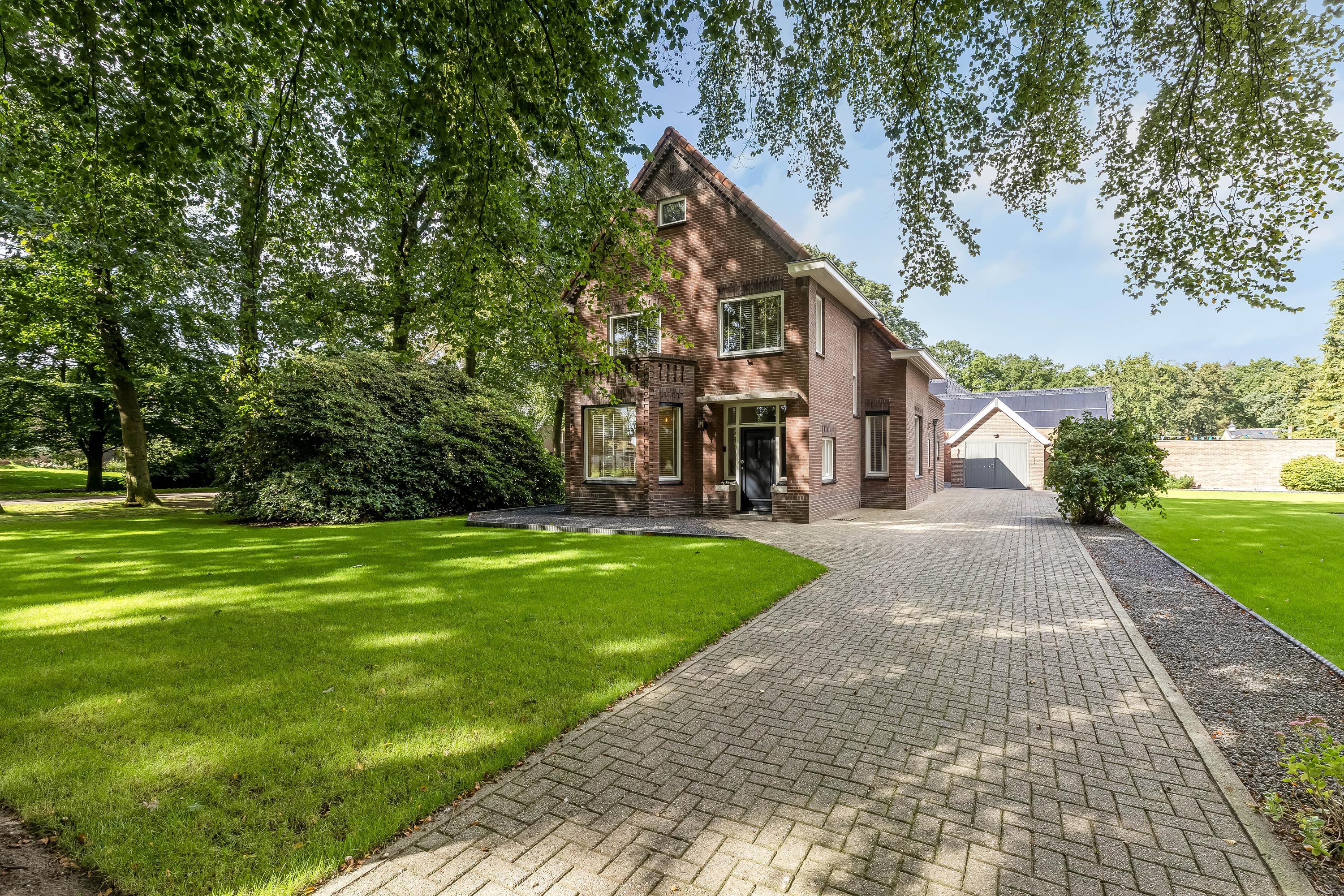Huis Oploseweg 1 in De Rips