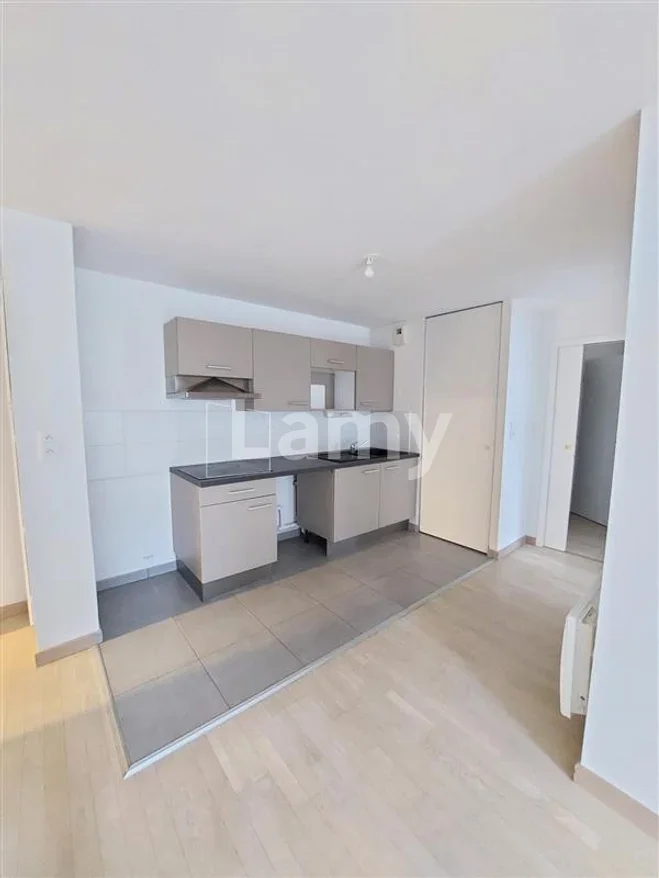 Flat Rue Santeuil in Nantes