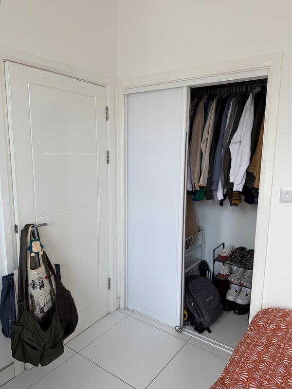 Room Farnan Road in Greater London
