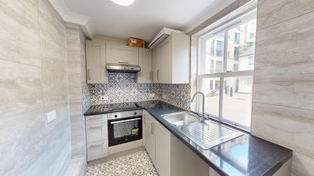 Flat Russell Mews in Brighton